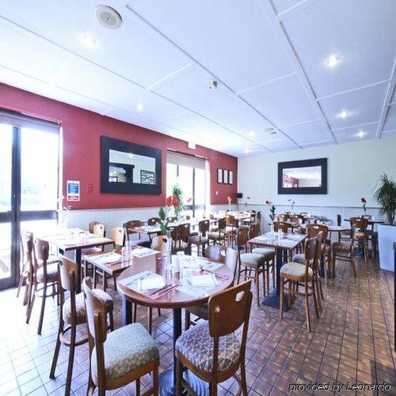Campanile Hotel Дартфорд Ресторант снимка